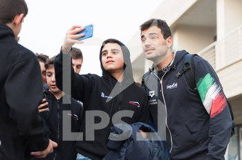 2019-04-02 - I giocatori si fanno selfie con i piccoli fan - TEST MATCH. ITALIA-SPAGNA 14-8 - ITALY NATIONAL TEAM - WATERPOLO